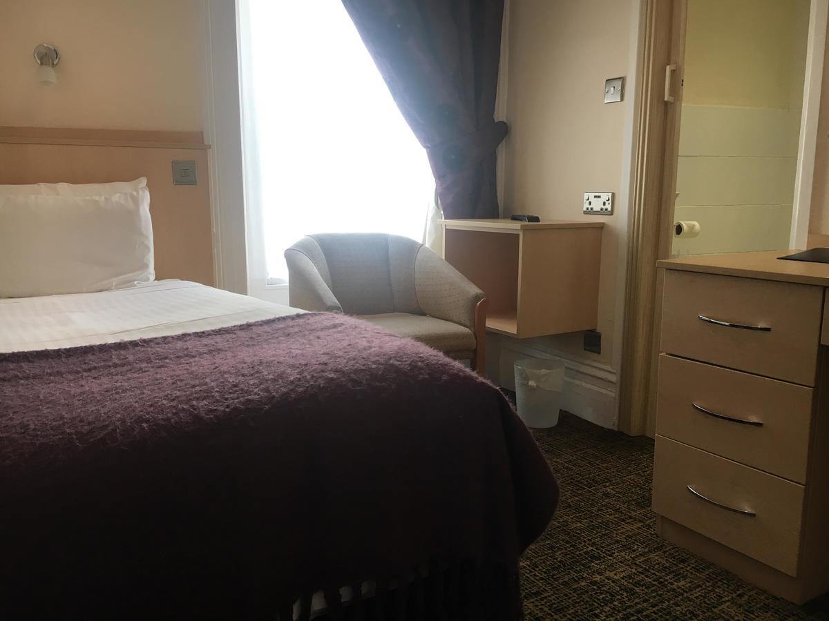 Hotel Balmoral Борнмът Екстериор снимка