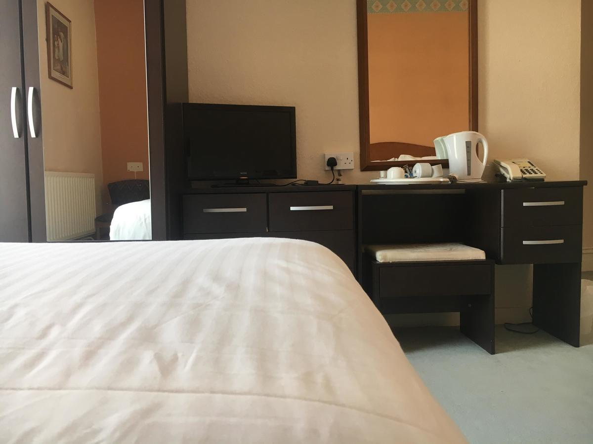 Hotel Balmoral Борнмът Екстериор снимка
